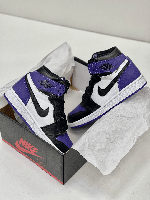 Кроссовки Nike Air Jordan 1 Retro High OG Court Purple размер 44