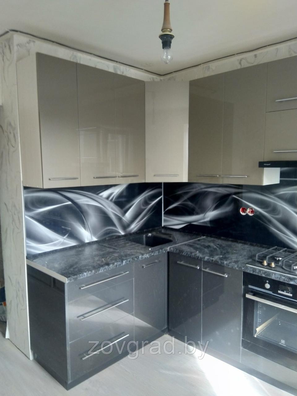 Угловая кухня из готовых модулей с фасадами из акрилового пластика - фото 1 - id-p177658699