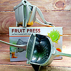 Ручной пресс/соковыжималка (Орехокол) Fruit Press для фруктов и ягод (Размер S 10х7х8 см), фото 3