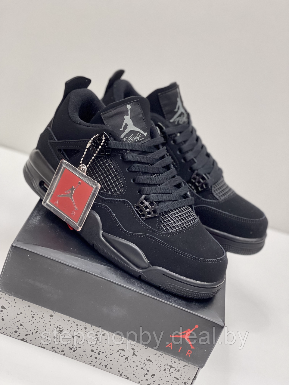 Кроссовки Nike AIR JORDAN 4 BLACK CAT - фото 1 - id-p177709024