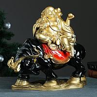 Фигура "Хоттей на буйволе" красное золото 46х22х37см