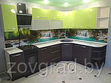 Угловая кухня из готовых модулей с фасадами из акрилового пластика
