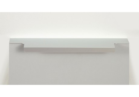Мебельная ручка RAY RT109/160/200/SC торцевая