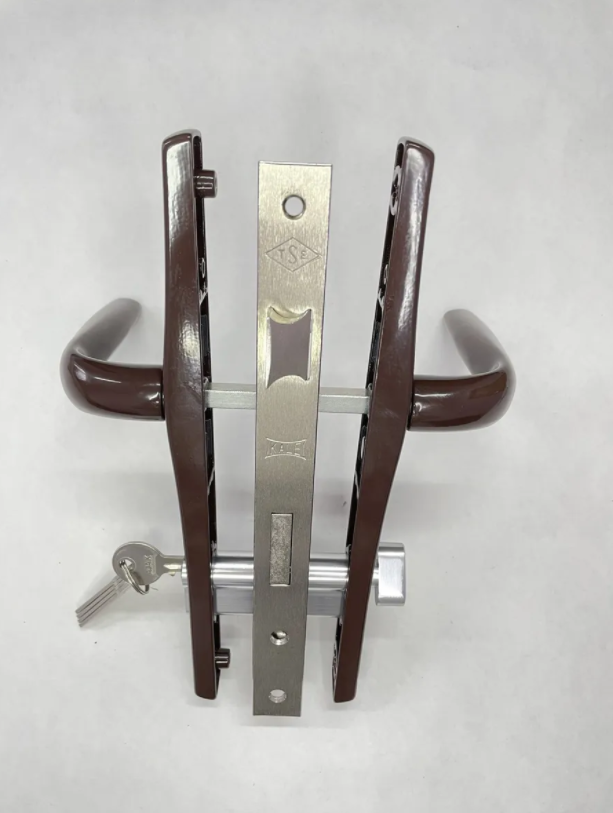 Комплект замка (фурнитуры) с сердцевиной ключ-барашек для калитки цвет-8017 - фото 1 - id-p178037128