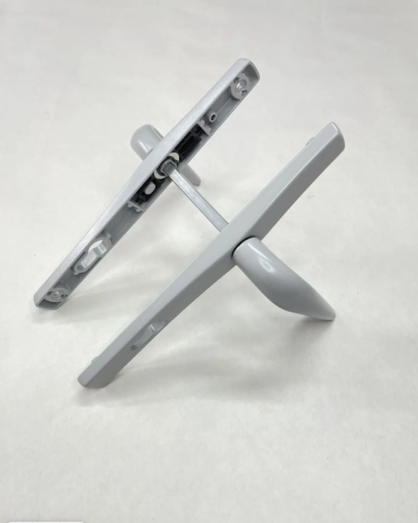 Ручка для замка в калитку Евро-25 нажимная межосевое расстояние 85 мм. цвет-серый - фото 1 - id-p178037907