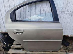 Дверь задняя правая Chrysler Neon 2
