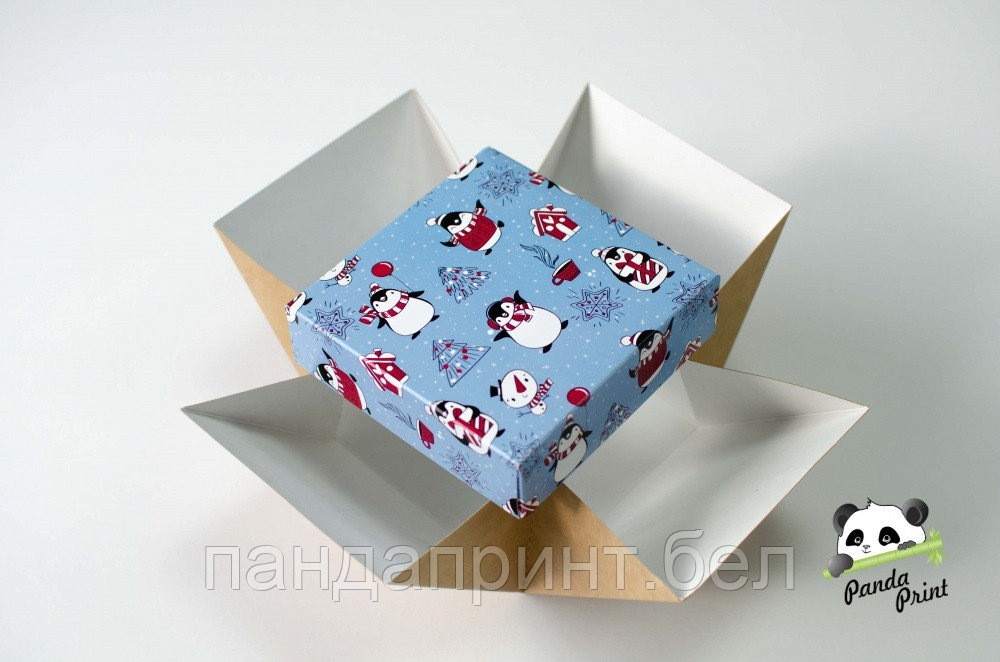 Коробка 120х120х120 Новогодние пингвины (крафт дно)