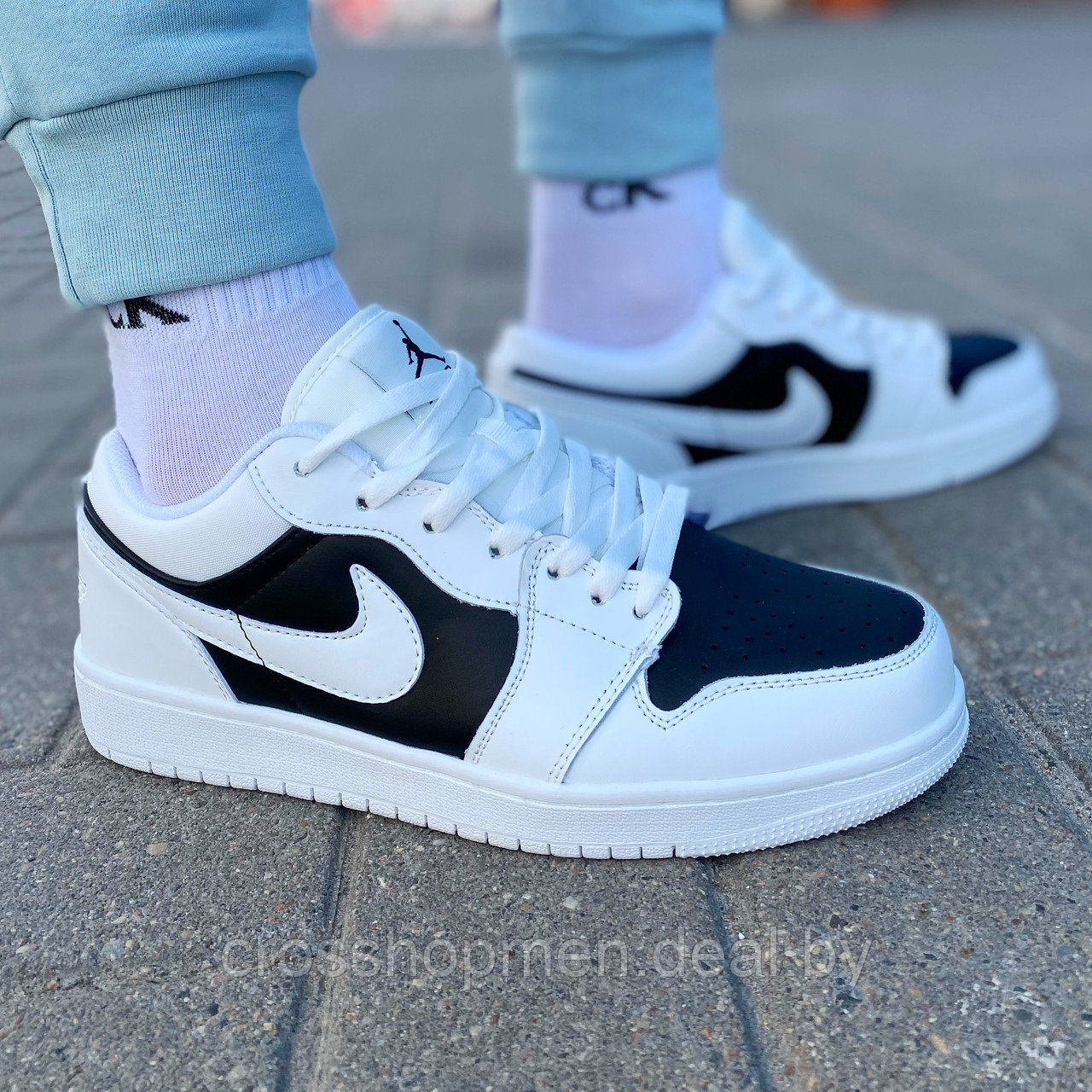 Кроссовки Air Jordan 1 low - фото 1 - id-p178367062