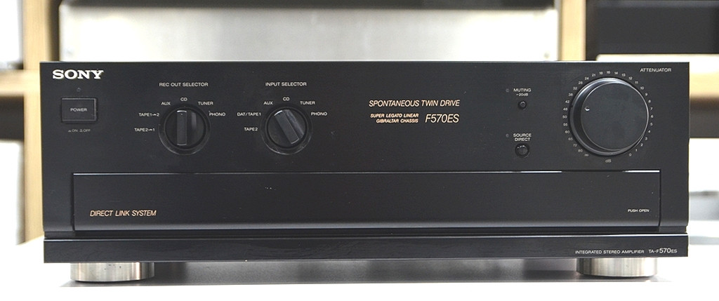 Винтажный усилитель звука стерео SONY TAF570ES ЯПОНИЯ