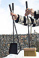 Ведро с аксессуарами для камина BERN (щётка, совок, кочерга), металлическое ведро+чехол экокожа, черный, фото 3