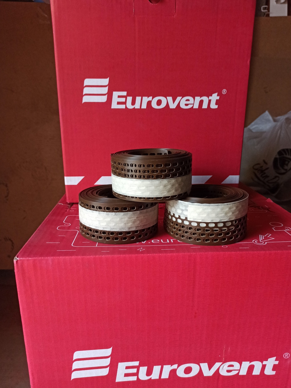Решетка карнизного свеса Eurovent EAVES GRATE (50*5000мм Коричневый) - фото 3 - id-p178575735