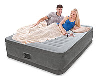 Надувная кровать со встроенным насосом 152х203х46 см, Queen Comfort-Plush , Intex 64414