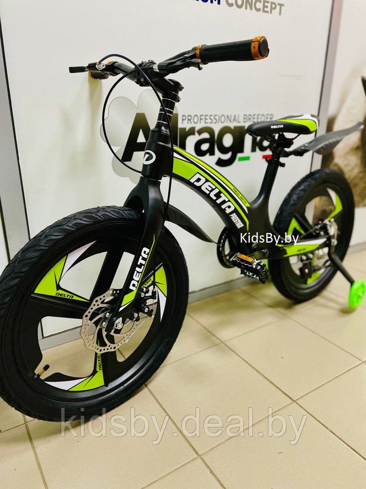Детский велосипед Delta Prestige Maxx D 20 2022 (черный/зеленый, литые диски) магниевая рама, вилка и колеса - фото 1 - id-p177905758