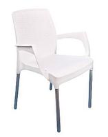 Пластиковое кресло садовое для дачи АЛЬТЕРНАТИВА М6325 стул для кафе белый