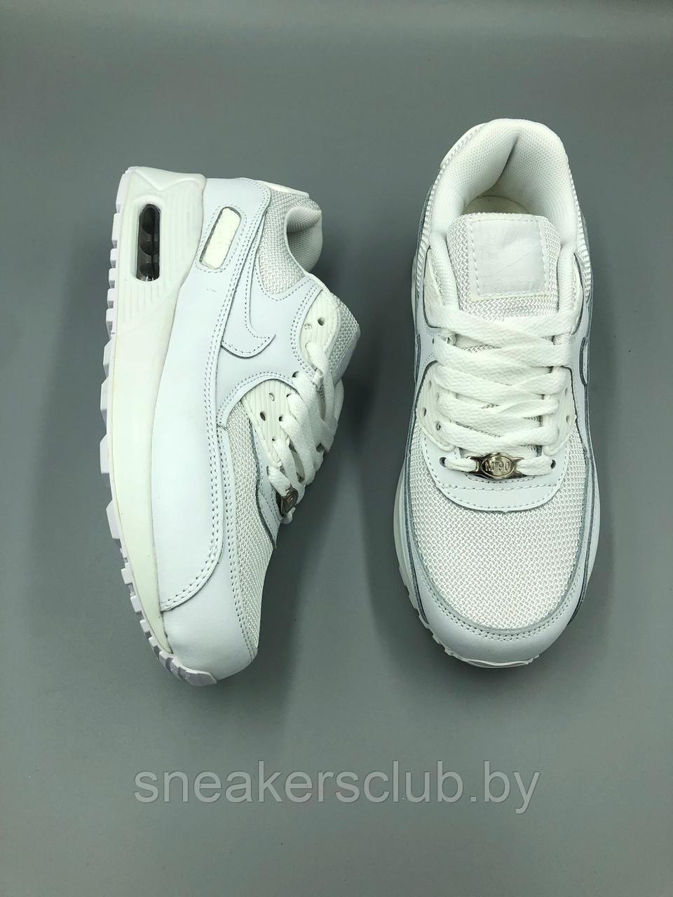 Кроссовки женские / подростковые белые Nike Air Max 90 - фото 6 - id-p179114403
