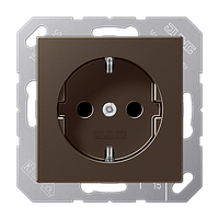 Розетка с заземлением "schuko", 16A // Jung - A500