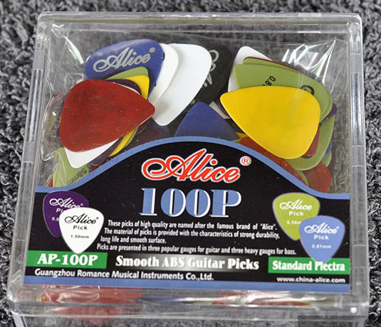 Alice AP-100P Медиаторы, ABS пластик, толщина 0,58-0,81мм - фото 1 - id-p173084229