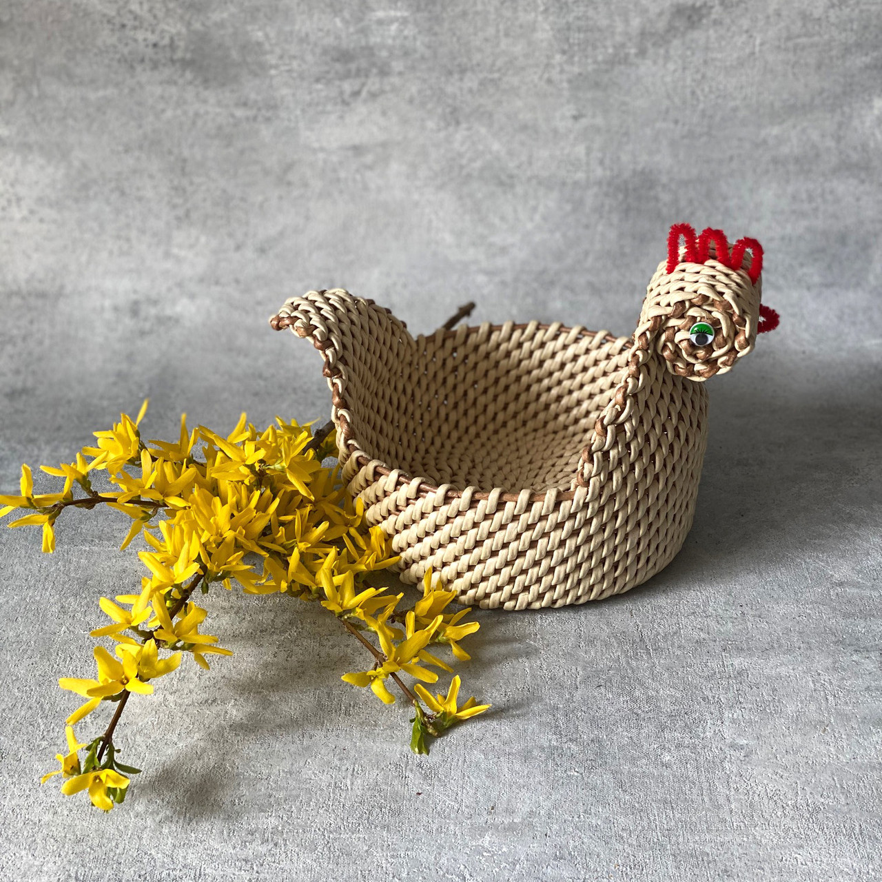 Блюдо-ваза плетёная Курица