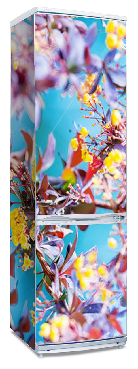 Наклейка на холодильник с цветущей веткой дерева