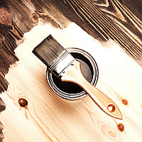 Как правильно красить древесину?