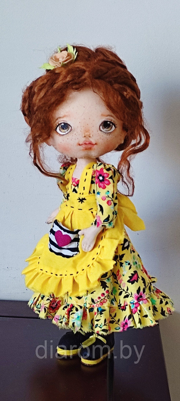 Сувенирная куколка Солнышко
