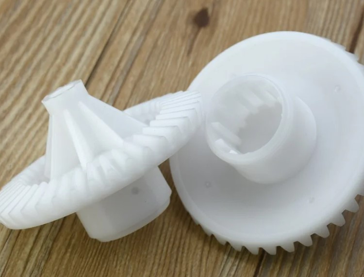 Шестерня коническая мясорубки Philips Essence HR7752-7768