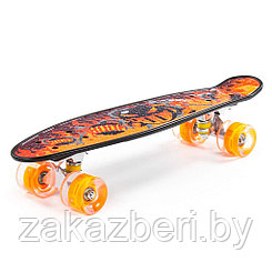 Доска роликовая (скейтборд) 56см, с наклейкой и оранжевыми колесами, черный (Беларусь)