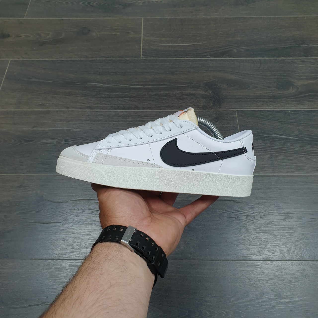 Кроссовки Wmns Nike Blazer Low White Black