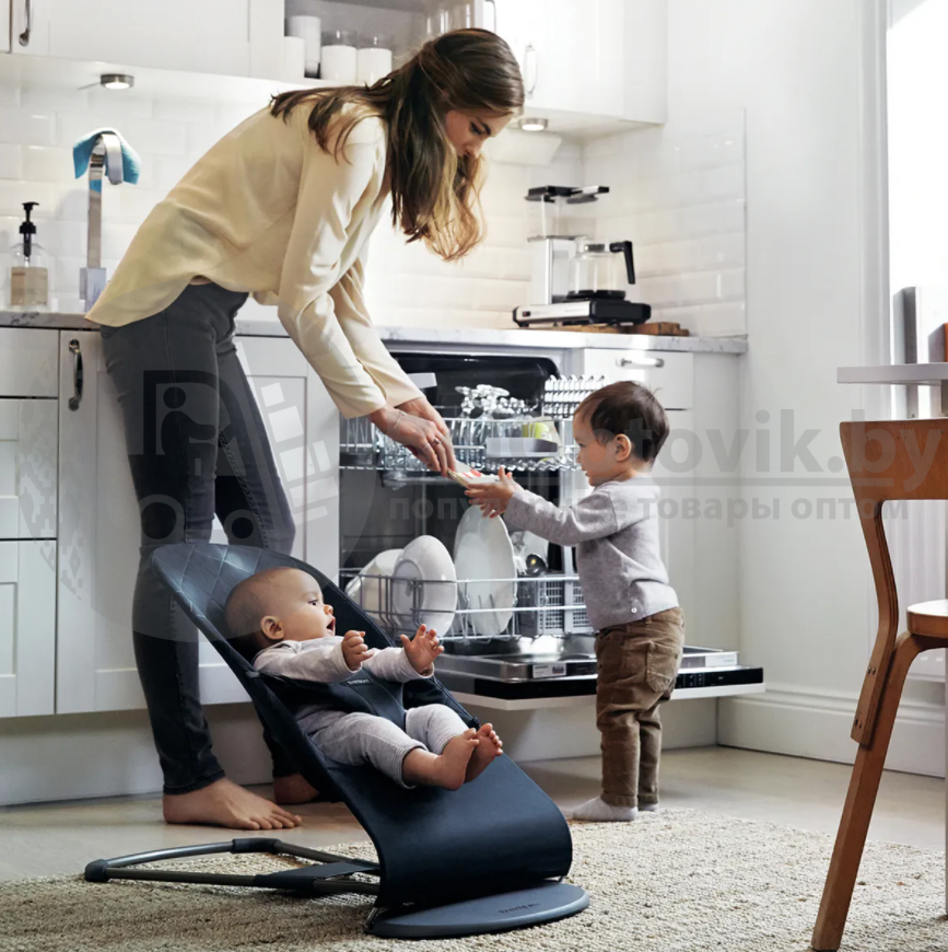 Кресло-шезлонг детский аналог BabyBjorn (с игрушками). Серый чехол - фото 3 - id-p179627125