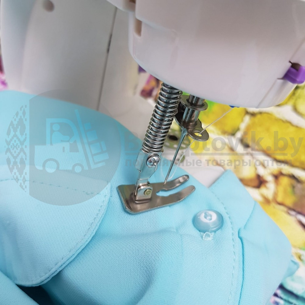Швейная машинка компактная Mini Sewing Machine (Портняжка) с инструкцией на русском языке с подсветкой - фото 7 - id-p179629508