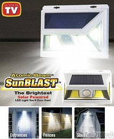 Уличный светодиодный светильник на солнечной батарее с датчиком движения ATOMIC Beam SunBlast, 74 LED, 2, фото 1