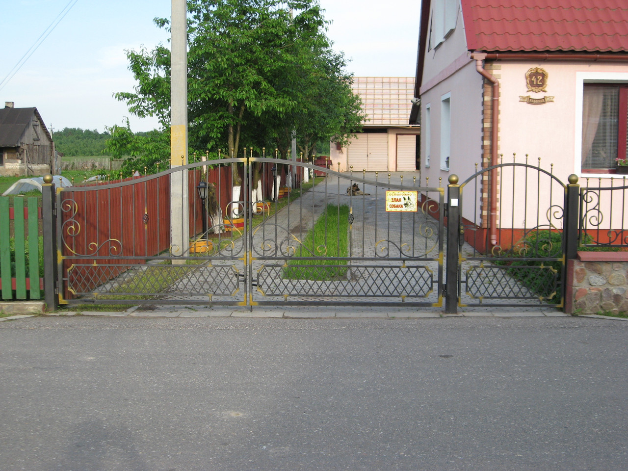 Ворота с металлической ковкой №18 - фото 4 - id-p112745829
