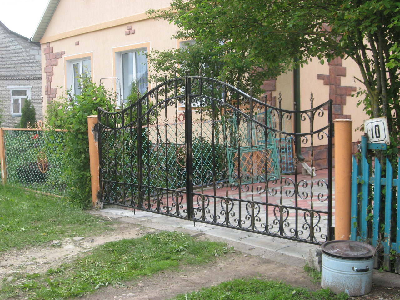 Кованые классические ворота №19 - фото 2 - id-p112745838