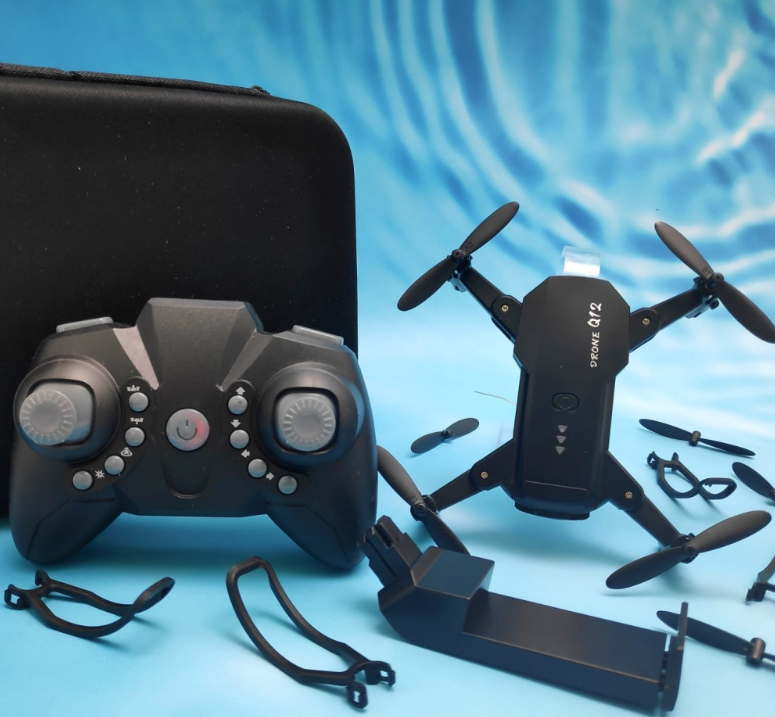 Складной мини-квадрокоптер FOLD Drone Q12 (Две камеры 2MP), (управление с пульта и смартфона)