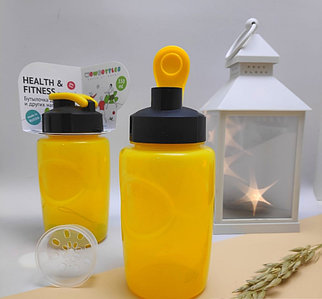 Анатомическая детская бутылка с клапаном КК0155 Healih Fitness для воды и других напитков, 350 мл Желтый