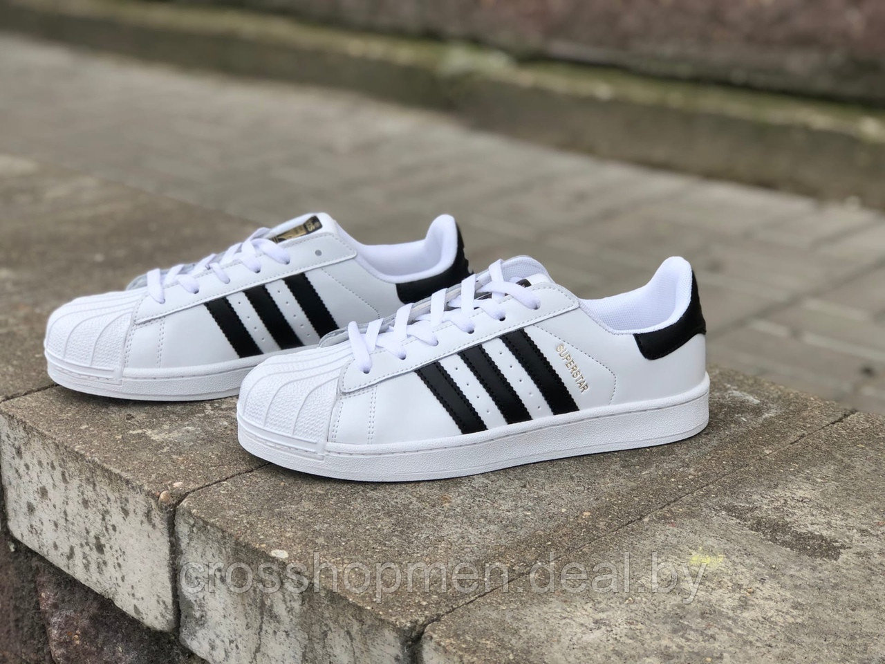 Adidas Superstar