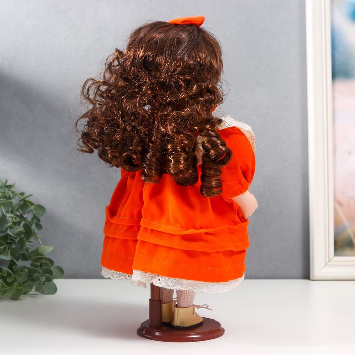 Кукла коллекционная керамика "Агата в ярко-оранжевом платье и банте, с рюшами" 30 см - фото 6 - id-p180240060