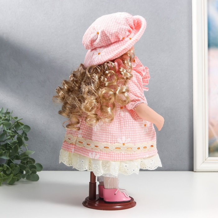 Кукла коллекционная керамика "Маша в розовом платье в клетку с ромашками, в шляпке" 30 см - фото 4 - id-p180240068