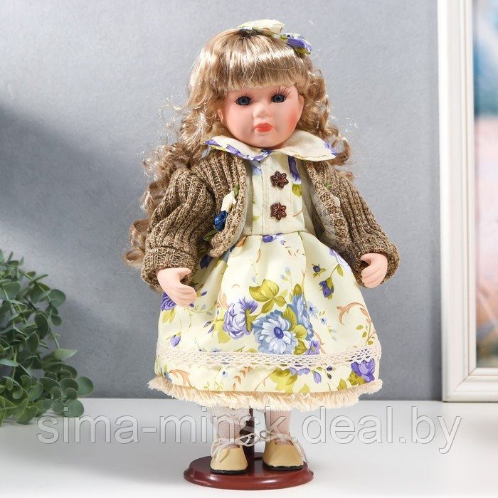 Кукла коллекционная керамика "Танечка в платье с цветами, в бежевом джемпере" 30 см - фото 1 - id-p180254708