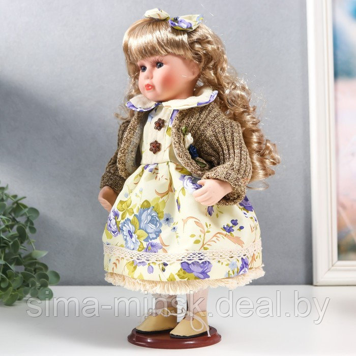 Кукла коллекционная керамика "Танечка в платье с цветами, в бежевом джемпере" 30 см - фото 3 - id-p180254708