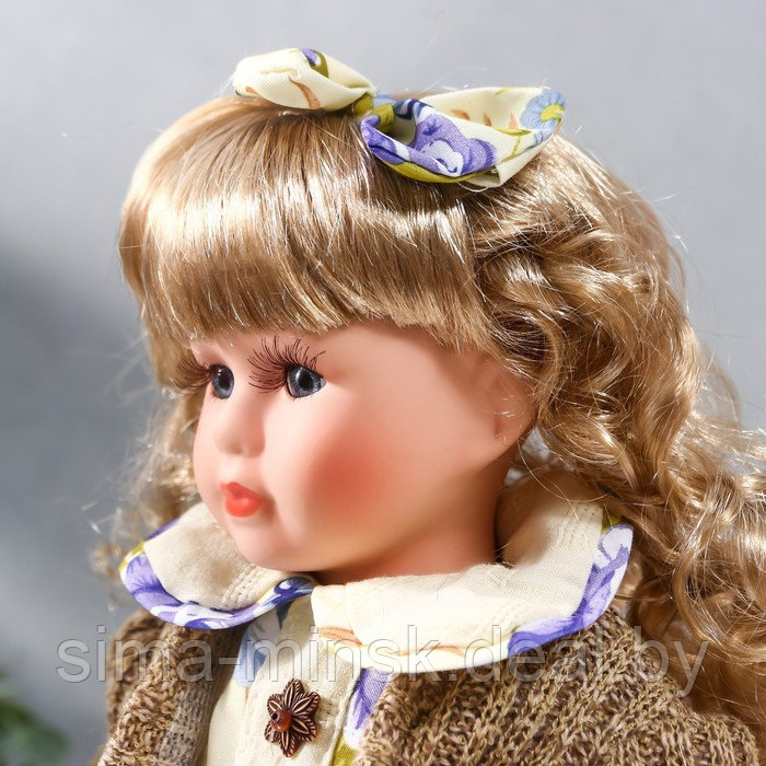 Кукла коллекционная керамика "Танечка в платье с цветами, в бежевом джемпере" 30 см - фото 6 - id-p180254708