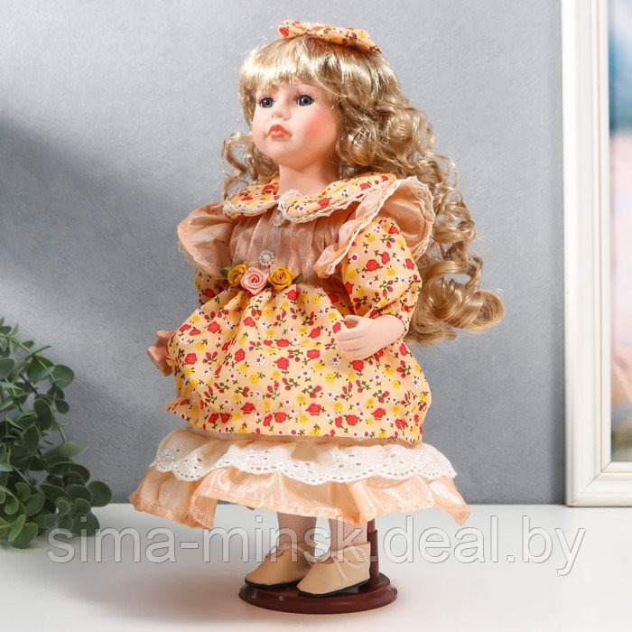 Кукла коллекционная керамика "Тося в кремовом платье с цветочками, с бантом в волосах" 30 см 75861 - фото 3 - id-p180254709