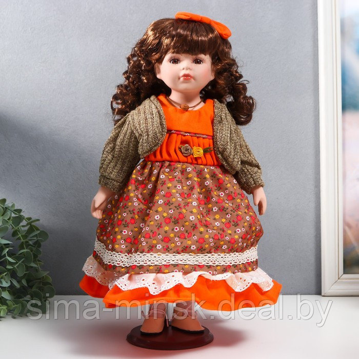 Кукла коллекционная керамика "Вера в платье с мелкими цветами и горчичном джемпере" 40 см - фото 1 - id-p180254715