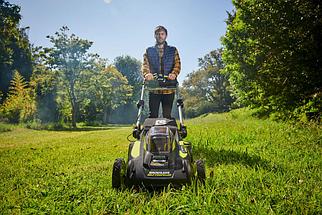 Газонокосилка аккумуляторная самоходная Ryobi RY36LMX51A-160, фото 3