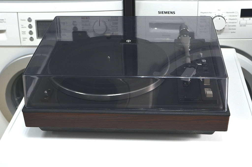 Винтажный проигрыватель винила KENWOOD KP3022