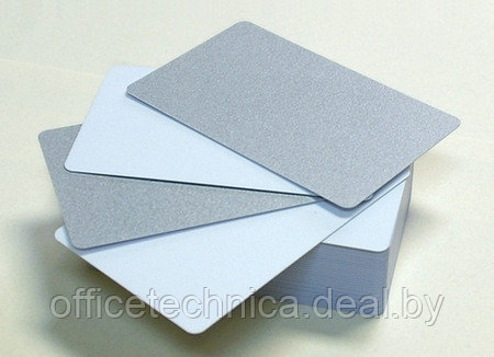 Пластиковые карты тонкие серебро глянец оборот белый матовый RUSS-SW-050-PM-3458, 1уп.(130шт.). - фото 1 - id-p133922749