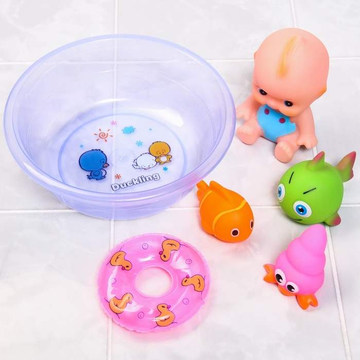 Набор игрушек для игры в ванне «Пупс в ванне», +4 игрушки, цвет МИКС - фото 1 - id-p180502744
