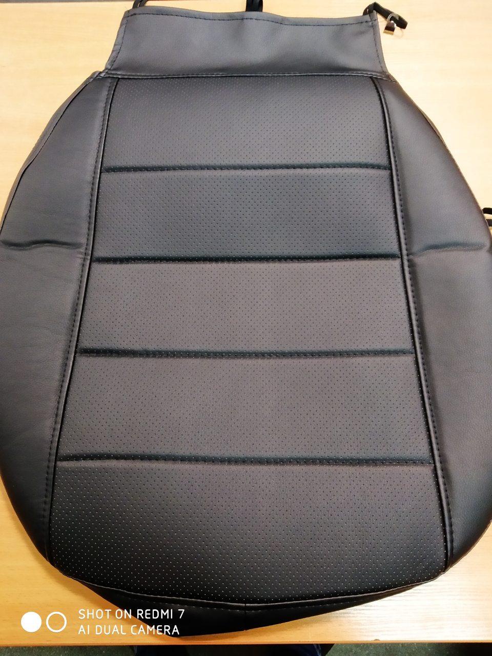 Чехлы Audi А6 (С5) седан, 40/60, экокожа черная + алькантара черная РОМБ, шов красный - фото 2 - id-p180600610