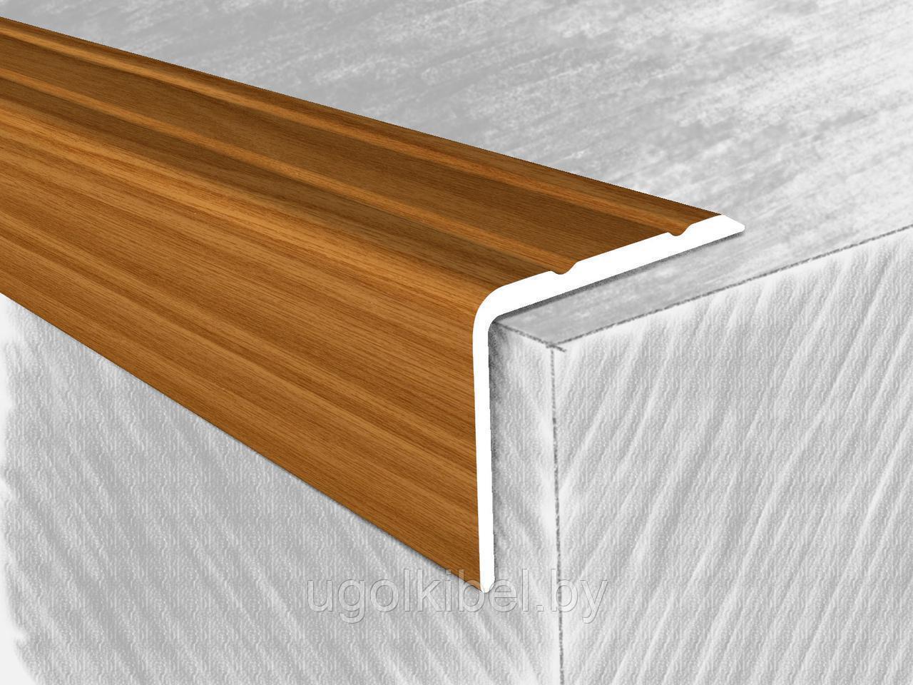 Уголок алюминиевый 20×24 мм., дуб золотой 180 см