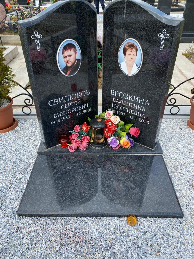 ГРАНИТНЫЙ КОМПЛЕКС НА ДВОЙНОЕ ЗАХОРОНЕНИЕ